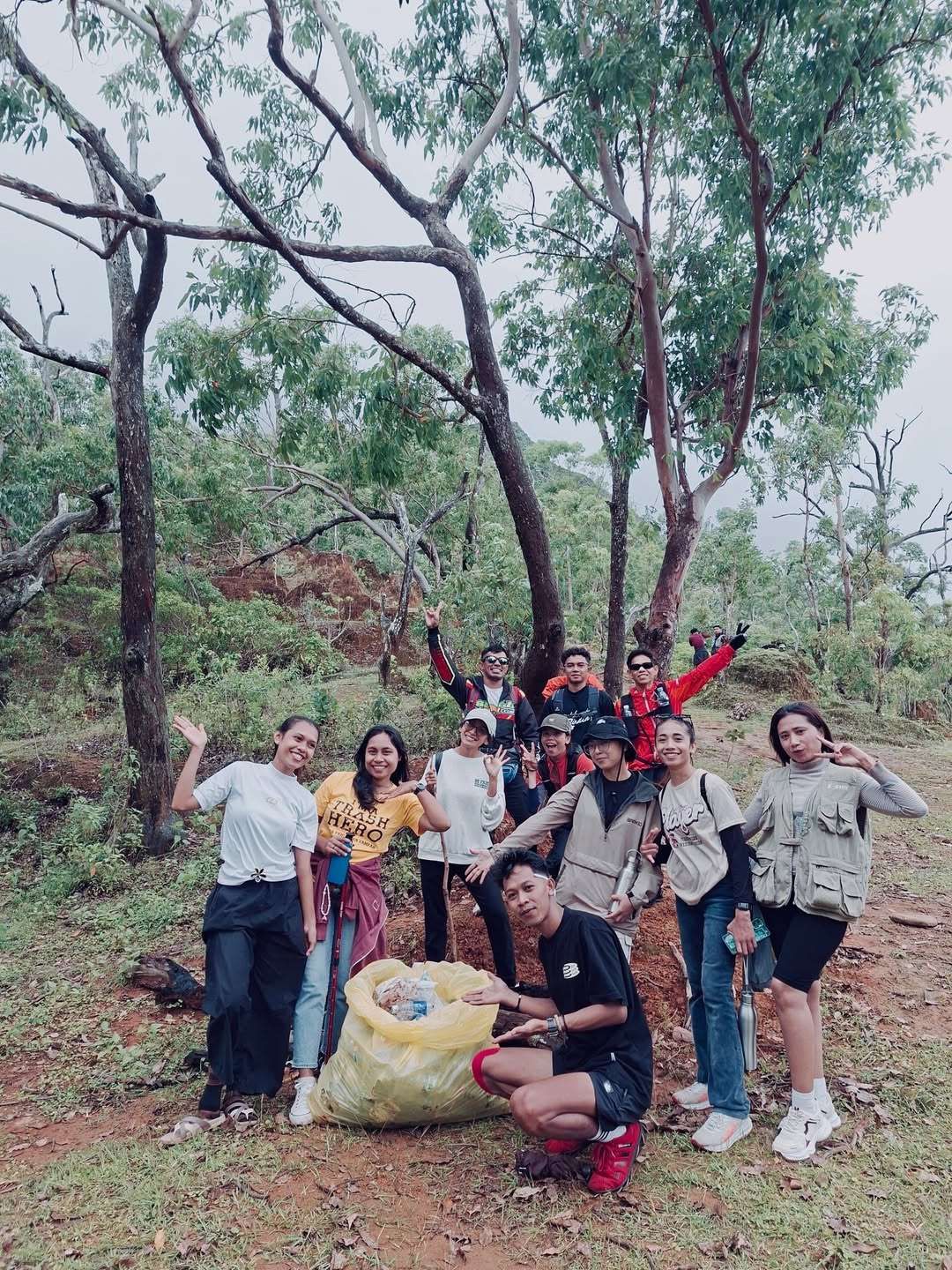 Trash Hero Belu Lakukan Pendakian Peduli Sampah